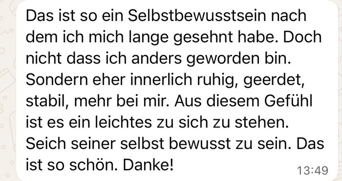 WhatsApp-Nachricht einer Kundin über neu gewonnenes Selbstbewusstsein